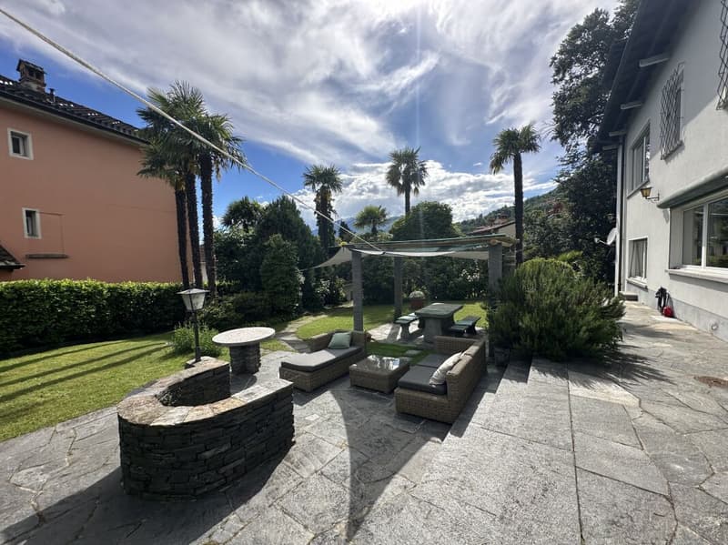 Oasi di Charme: Elegante Appartamento Vintage con Giardino (25)