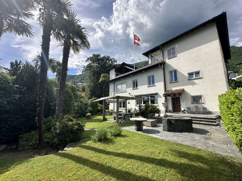 Oasi di Charme: Elegante Appartamento Vintage con Giardino (20)