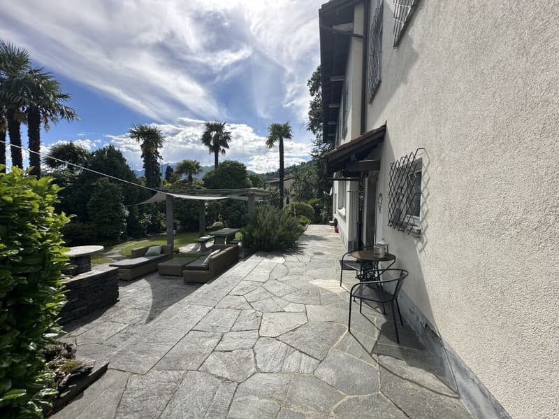 Oasi di Charme: Elegante Appartamento Vintage con Giardino (27)
