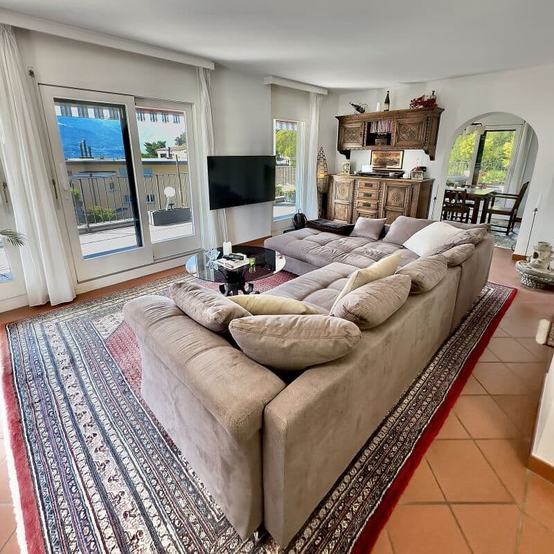 Luxurious 4 ½-room attic apartment with 200 m2 terrace and spectacular views (5)