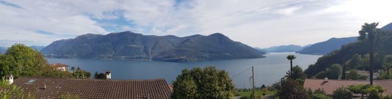 Rustico/stalla con giardino e due locali extra con bella vista lago (3)