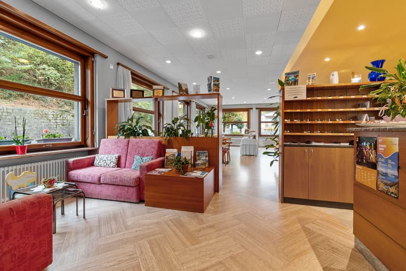 Hôtel historique avec restaurant, grotto et terrain à bâtir – une occasion rare au cœur du Tessin (43)