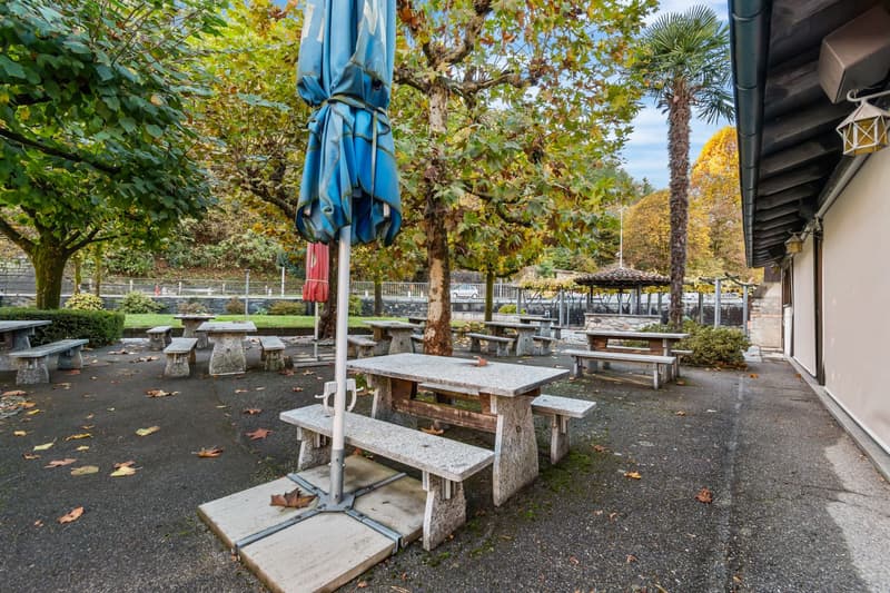Hôtel historique avec restaurant, grotto et terrain à bâtir – une occasion rare au cœur du Tessin (12)
