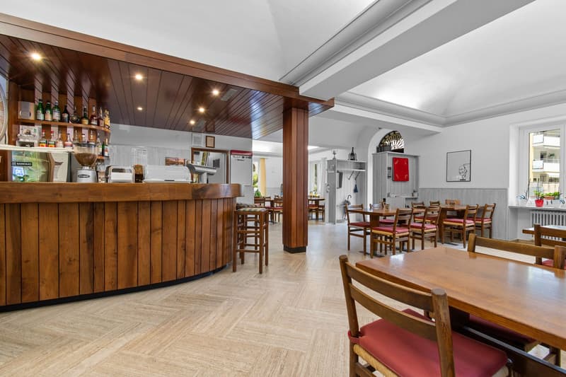 Hôtel historique avec restaurant, grotto et terrain à bâtir – une occasion rare au cœur du Tessin (66)