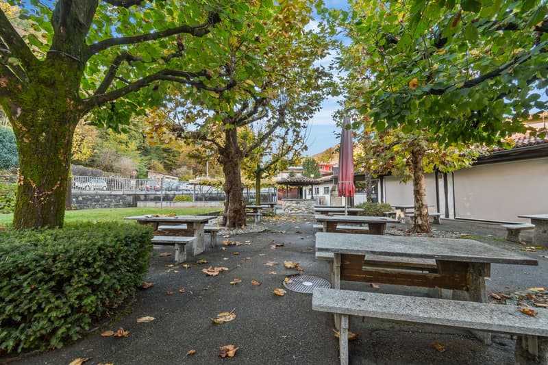 Hôtel historique avec restaurant, grotto et terrain à bâtir – une occasion rare au cœur du Tessin (10)