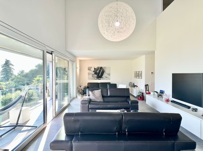 Panoramic Villa with Lake View and Unique Design – Via Mondacce, Minusio (8)