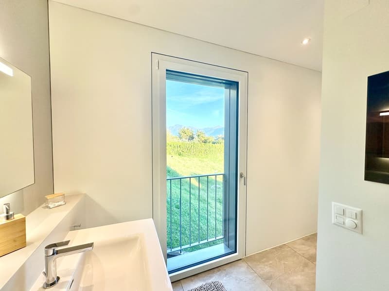 Panoramic Villa with Lake View and Unique Design – Via Mondacce, Minusio (17)
