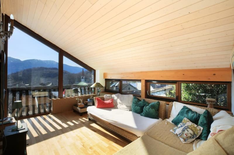 Storia e Charme –  Casa Antica Con Due Appartamenti, Giardino e Garage (3)