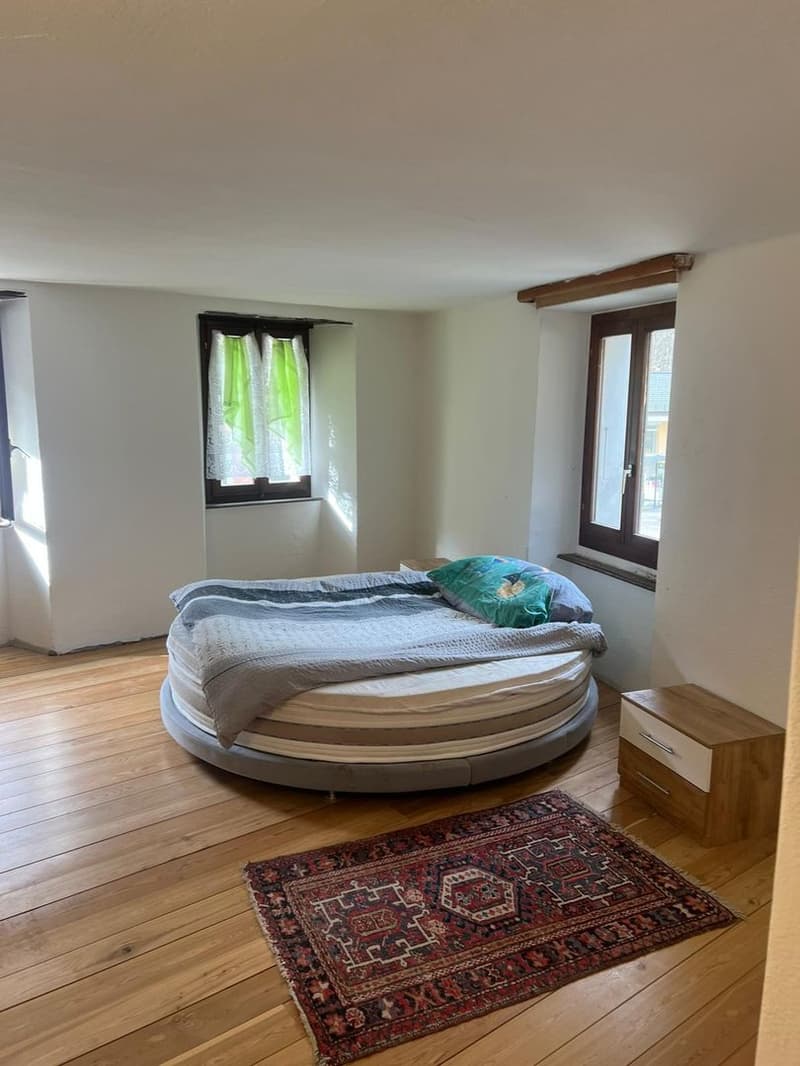 Renovated multi-family house with 3 apartments in the center of Cevio (11)