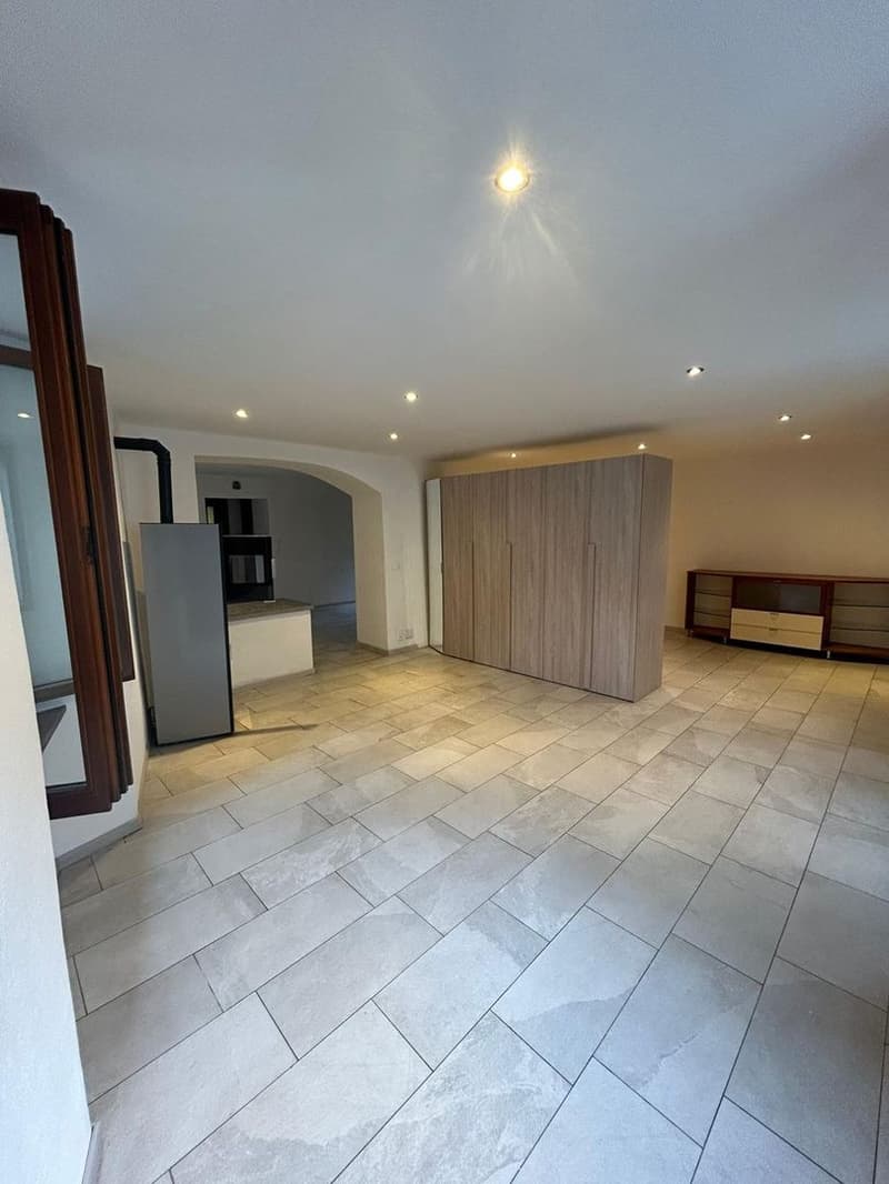 Renovated multi-family house with 3 apartments in the center of Cevio (15)