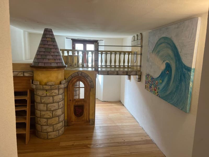 Renovated multi-family house with 3 apartments in the center of Cevio (8)