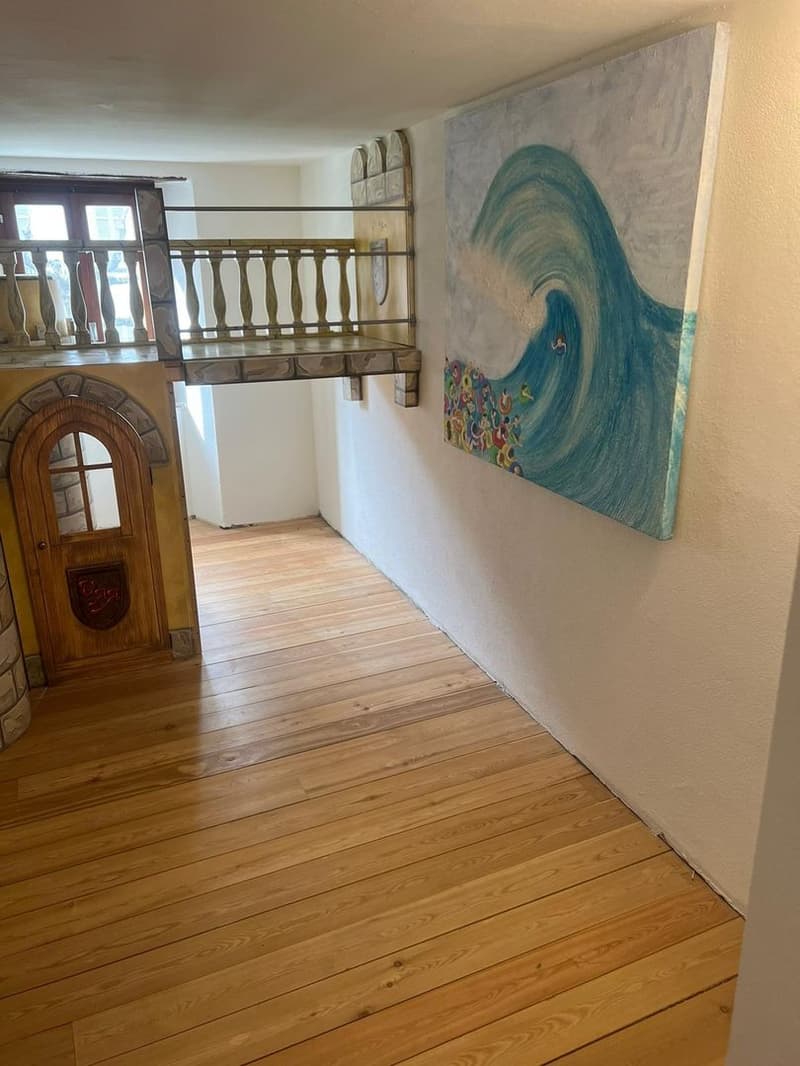 Renovated multi-family house with 3 apartments in the center of Cevio (7)