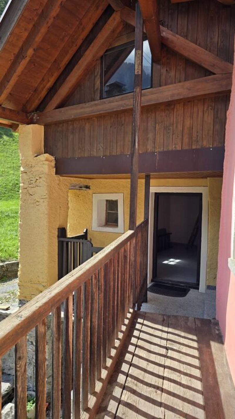 Storico rustico con terreno grande edificabile (7)