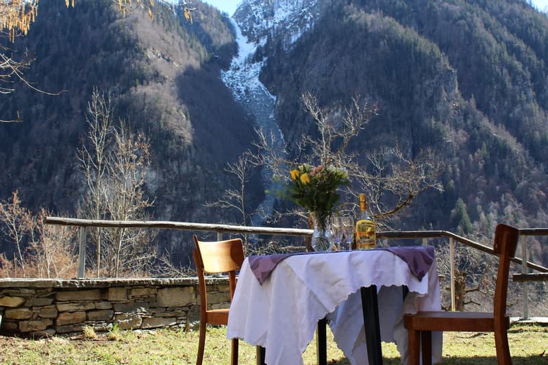 Storico rustico con terreno grande edificabile (10)