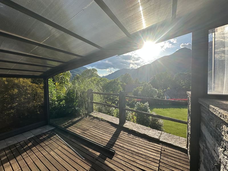 Villa con piscina panoramica, sauna e vista spettacolare sopra Locarno (15)