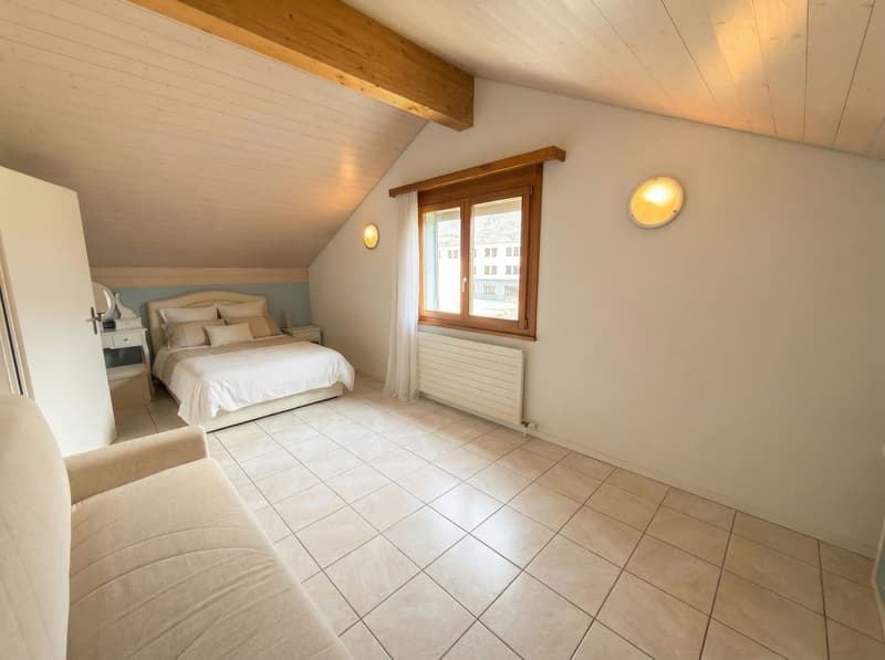 Einfamilienhaus mit 7.5 Zimmern, privatem Garten und 2 Parkplätzen (6)