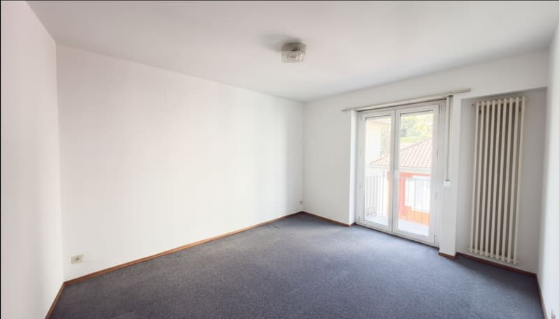 Sehr helle 4.5-Zimmer-Wohnung mit Traumblick, Aufzug und Balkon. (4)
