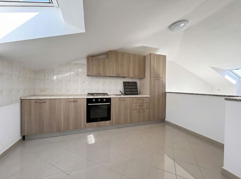 LOFT AVEC CAVE & PARKING — CUGLIATE-FABIASCO (4)