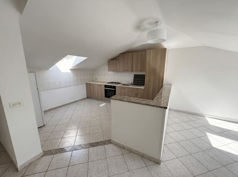 LOFT AVEC CAVE & PARKING — CUGLIATE-FABIASCO (5)