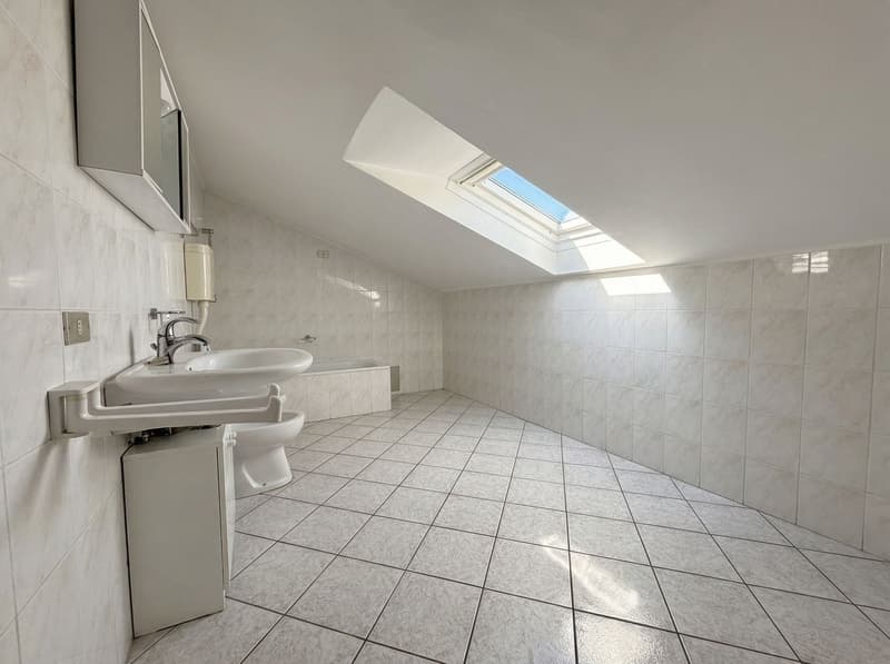 LOFT AVEC CAVE & PARKING — CUGLIATE-FABIASCO (6)