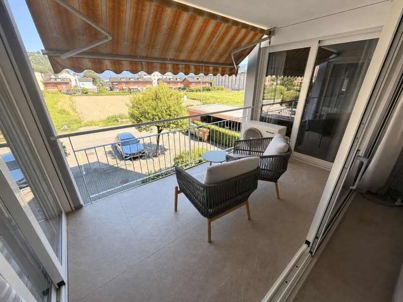 Elegant 4.5 rooms with 2 terraces and 3 parking spaces in Gordola (13)