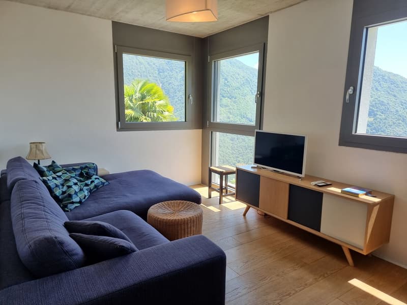 Nouvelle maison unifamiliale avec 6 chambres, très ensoleillée et avec vue sur le lac (5)
