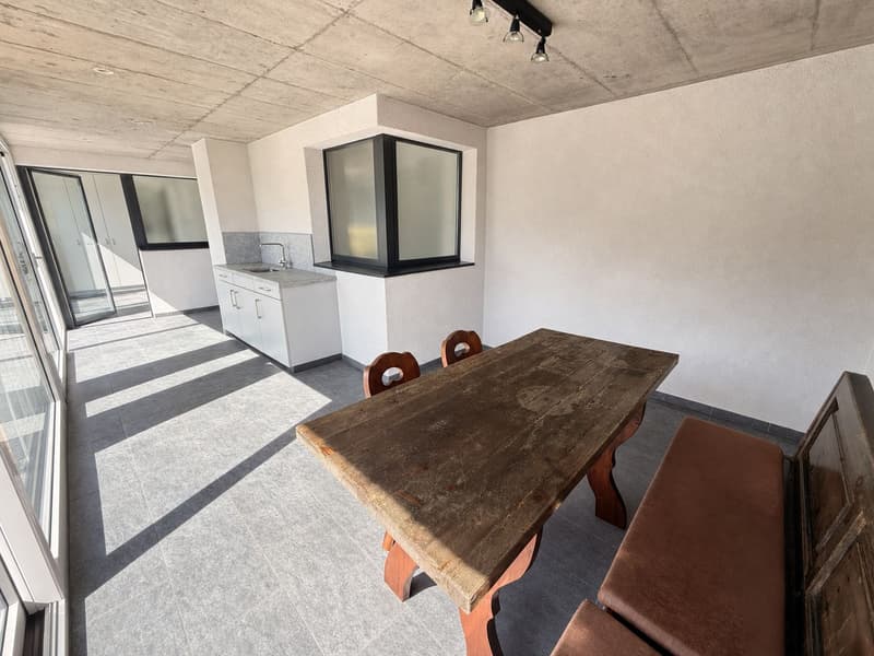 Maison à plusieurs familles avec grand potentiel et terrain constructible inclus (6)