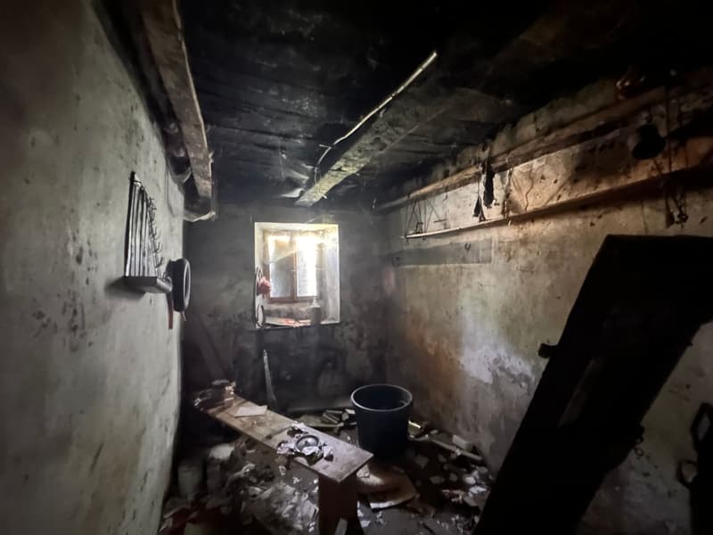 Zwei historische Gebäude mit privatem Innenhof im Herzen von Gordevio (6)