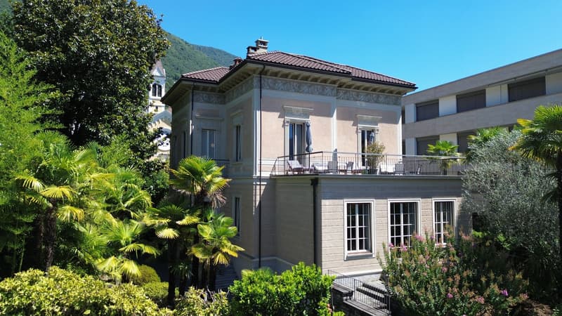 Addolcirsi la vita in una villa storica con enorme terrazza (8)