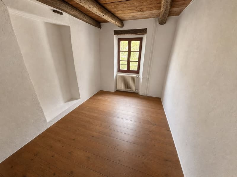 5-Room Ticino House on the River — Centovalli (9)