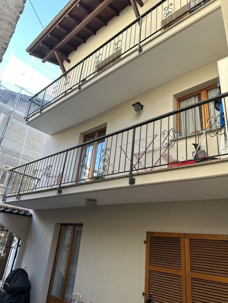 The charm of having a house of your own in the heart of Losone (8)