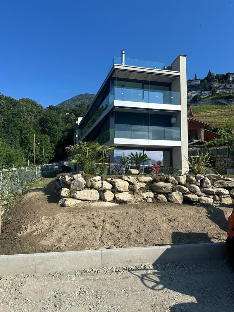 Der letzte grosse Garten mit Seeblick. Das Privileg, das Leben im Freien zu geniessen. (1)