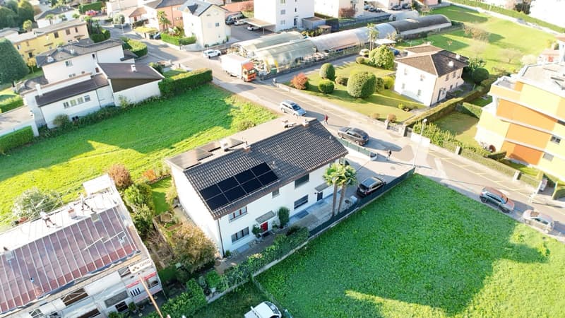 Doppelhaushälfte mit Charme, Licht und Garten (16)