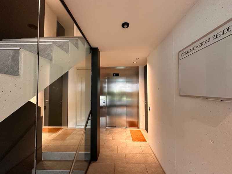 Modernes Penthouse mit 40 m² Terrasse und Panoramablick über Locarno (3)