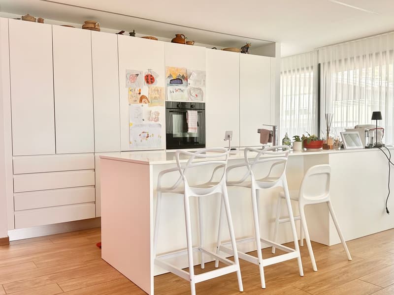Modernes Penthouse mit 40 m² Terrasse und Panoramablick über Locarno (11)