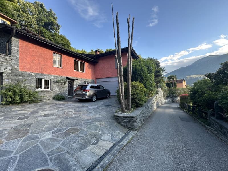 EXKLUSIVE VILLA ZWISCHEN NATUR, LUXUS UND ATEMBERAUBENDEM PANORAMA (32)