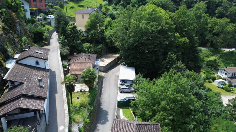 Zweitwohnsitz Haus mit zwei Wohnungen, Garage und Garten (10)