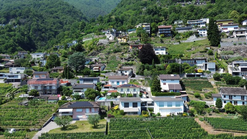 Wo die Zeit langsamer vergeht – Exklusive Villa mit Pool im Tessin (6)