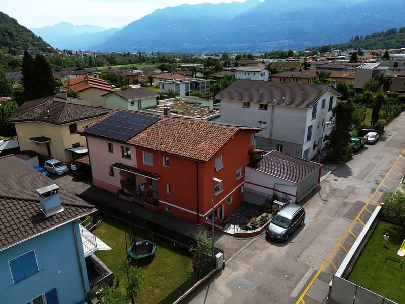 Bilocale ristrutturato con terrazza e ingresso indipendente a Losone, ideale per soggiorni corto-medio termine a Losone (14)