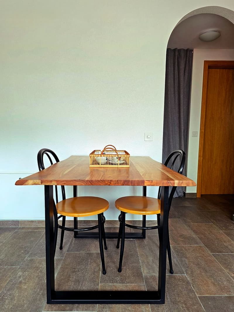 Bilocale ristrutturato con terrazza e ingresso indipendente a Losone, ideale per soggiorni corto-medio termine a Losone (7)