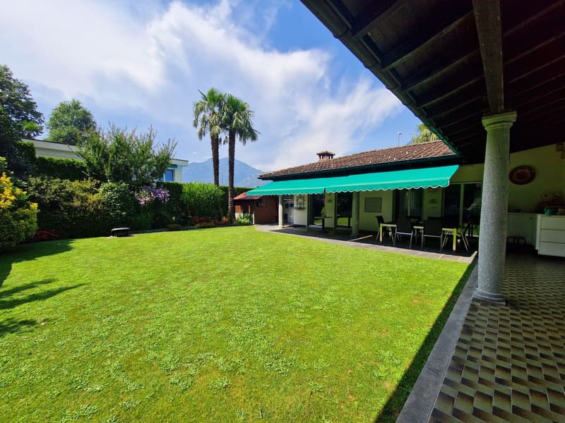 4 ½-Zimmer-Einfamilienhaus mit schönem romantischen und großem Garten (14)