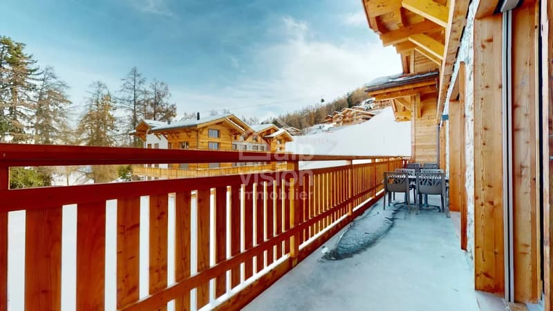 APPARTAMENTO 3.5 LOCALI DI PRESTIGIO SKI IN / SKI OUT (13)