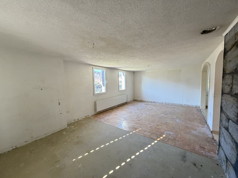 5.5-Zi.-Einfamilienhaus sucht Handwerker (3)