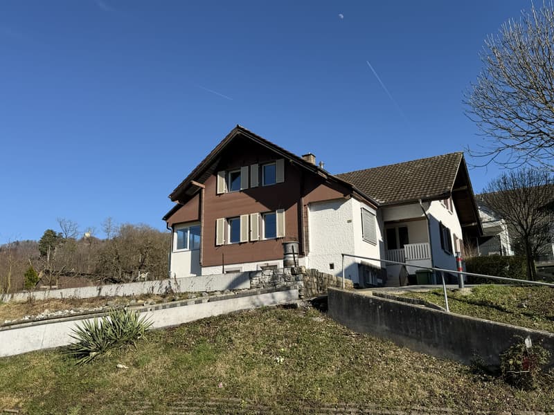 5.5-Zi.-Einfamilienhaus sucht Handwerker (2)