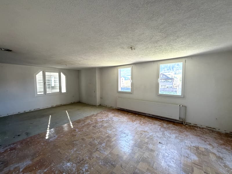 5.5-Zi.-Einfamilienhaus sucht Handwerker (4)