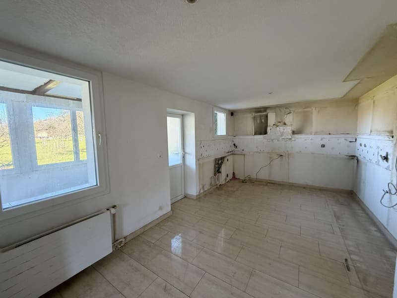 5.5-Zi.-Einfamilienhaus sucht Handwerker (5)