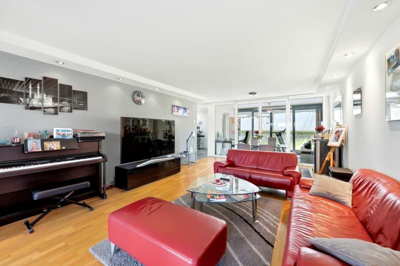One of the most exciting residential combinations in Bern. (2)