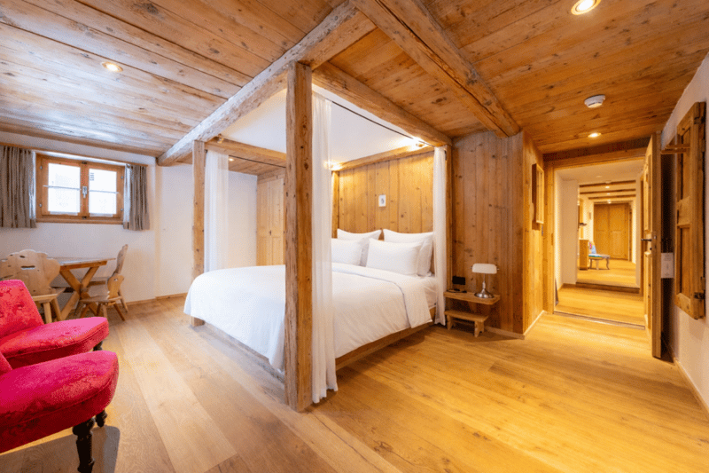 UNIQUE OPPORTUNITY: Crusch Alba - operational hotel ensemble in S-Charl (8)