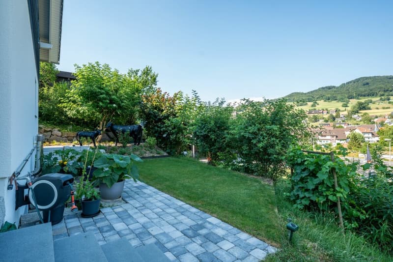 Nachhaltiges Wohnen mit Weitblick in Läufelfingen (12)