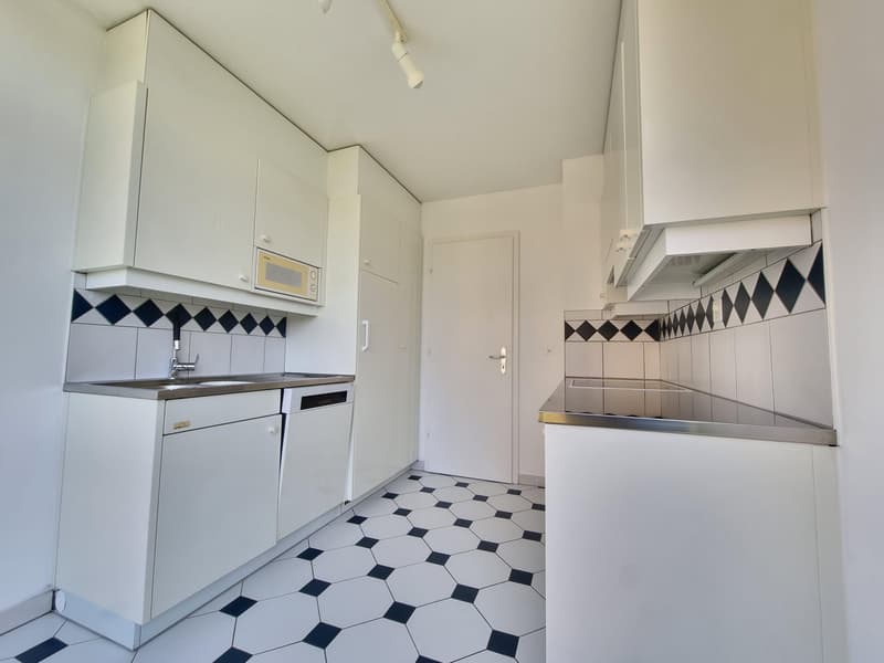 2.5 room apartments, Prilly (2)